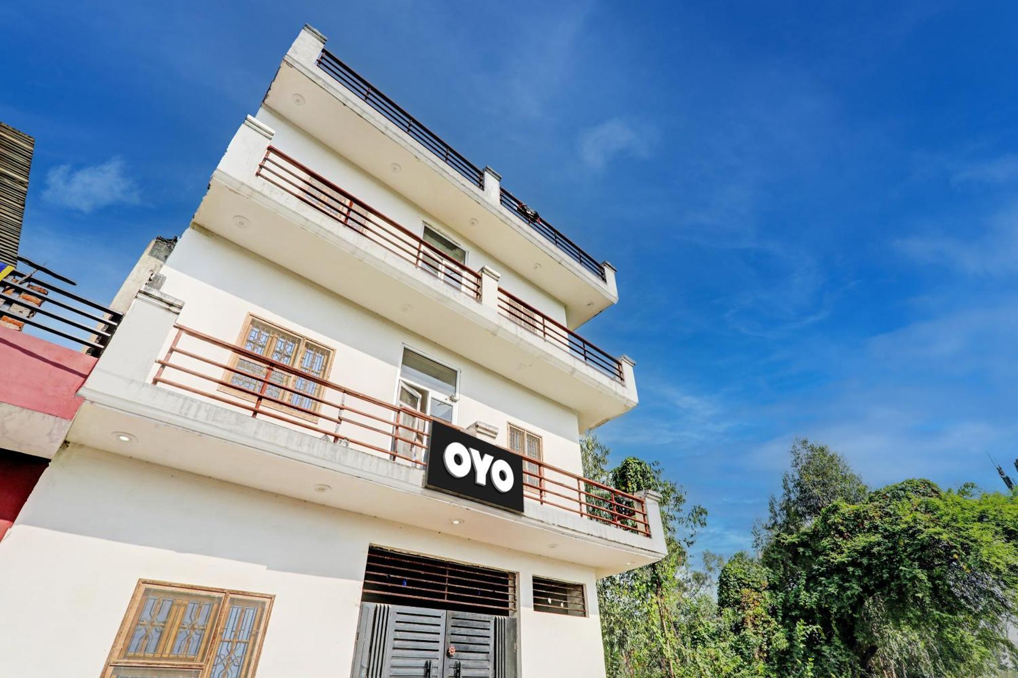 Oyo Flagship Shine Hotel Chinhat ภายนอก รูปภาพ