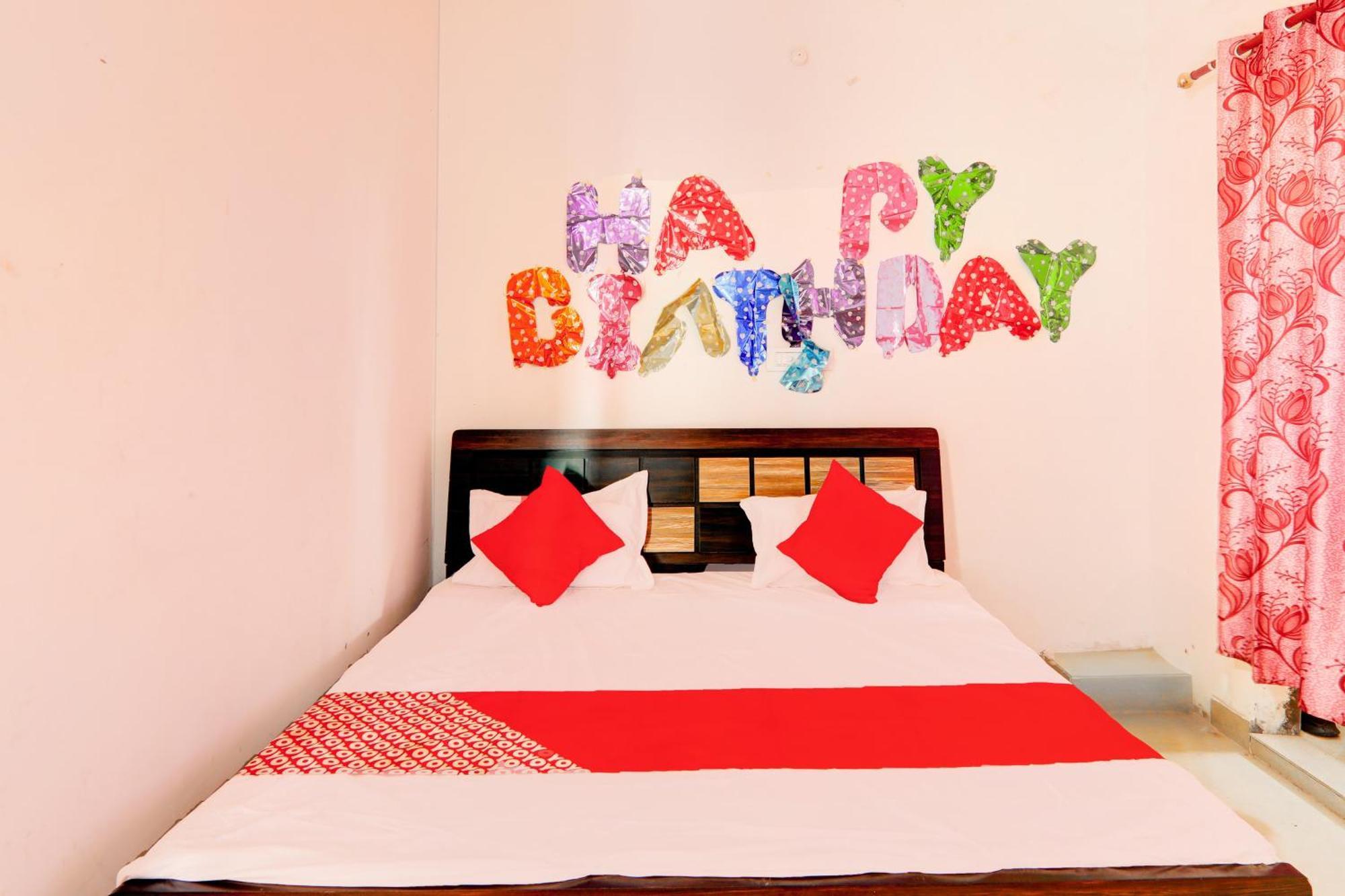 Oyo Flagship Shine Hotel Chinhat ภายนอก รูปภาพ